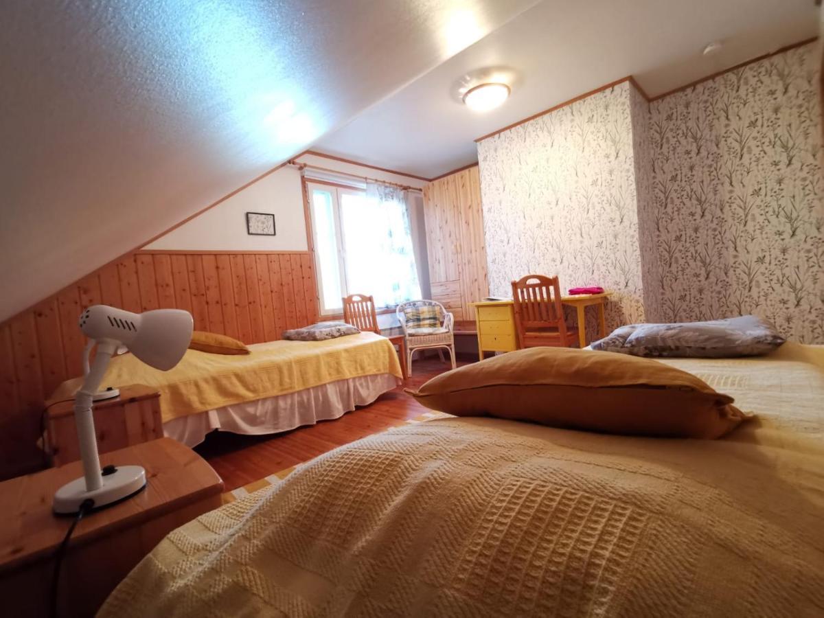 Отель Majatalo Pihlajapuu Нурмес Экстерьер фото